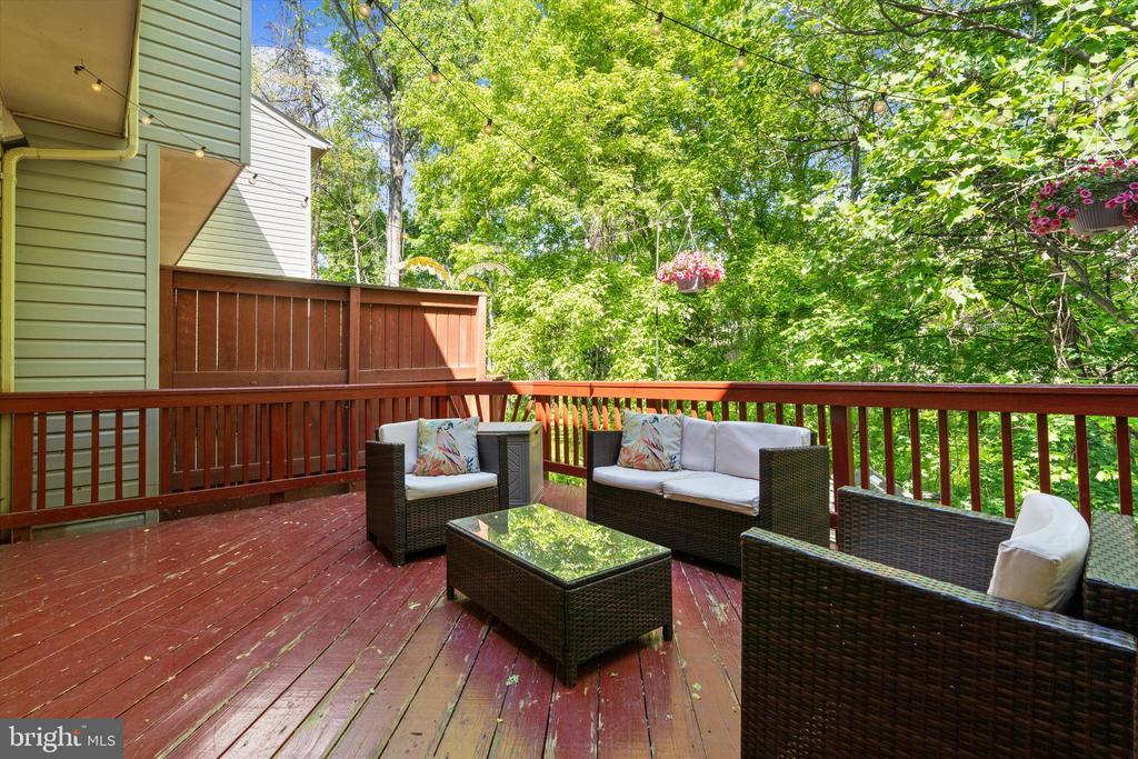 8719 LASALLE COURT