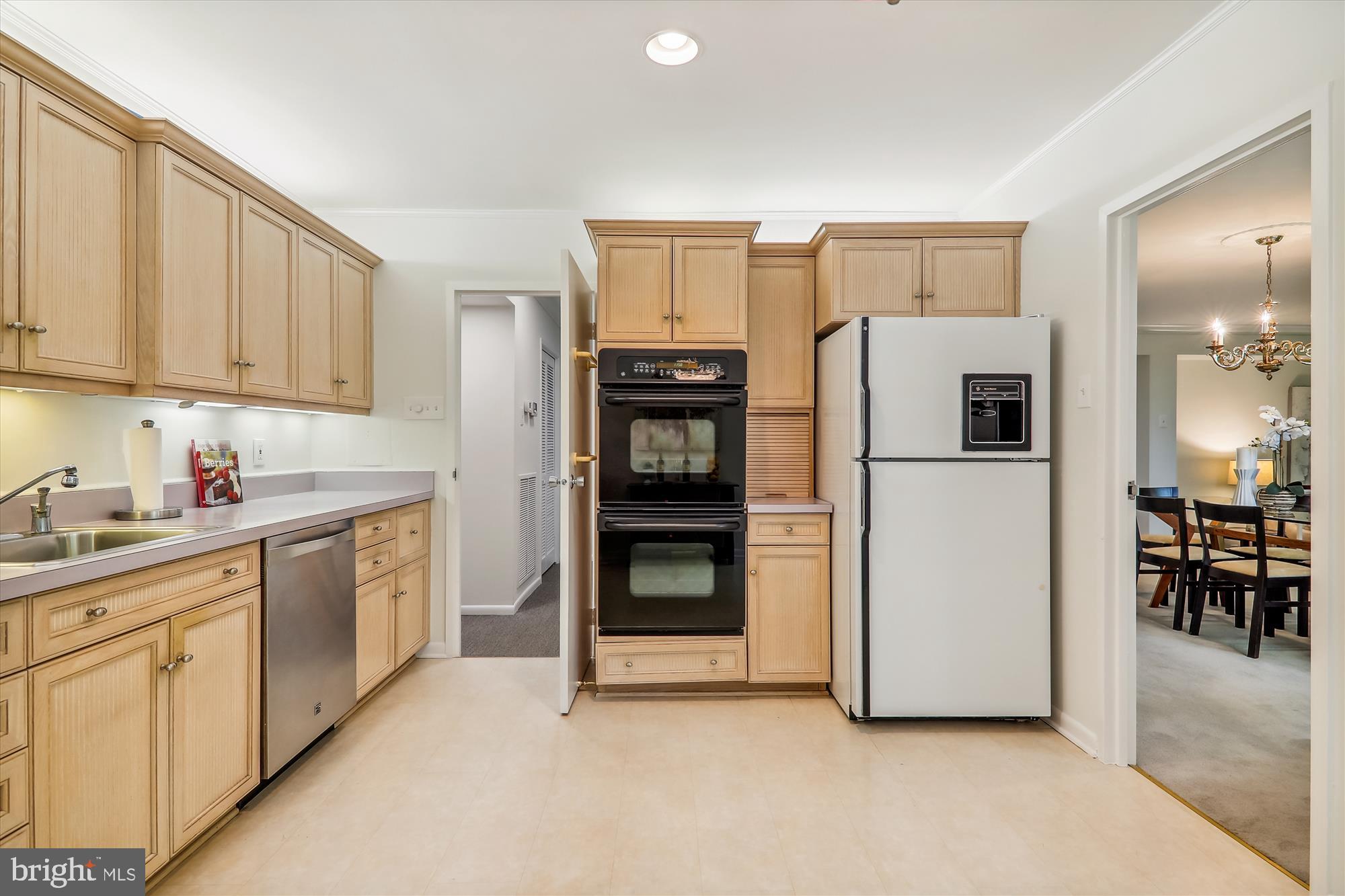 4920 Sentinel Dr #3-406
