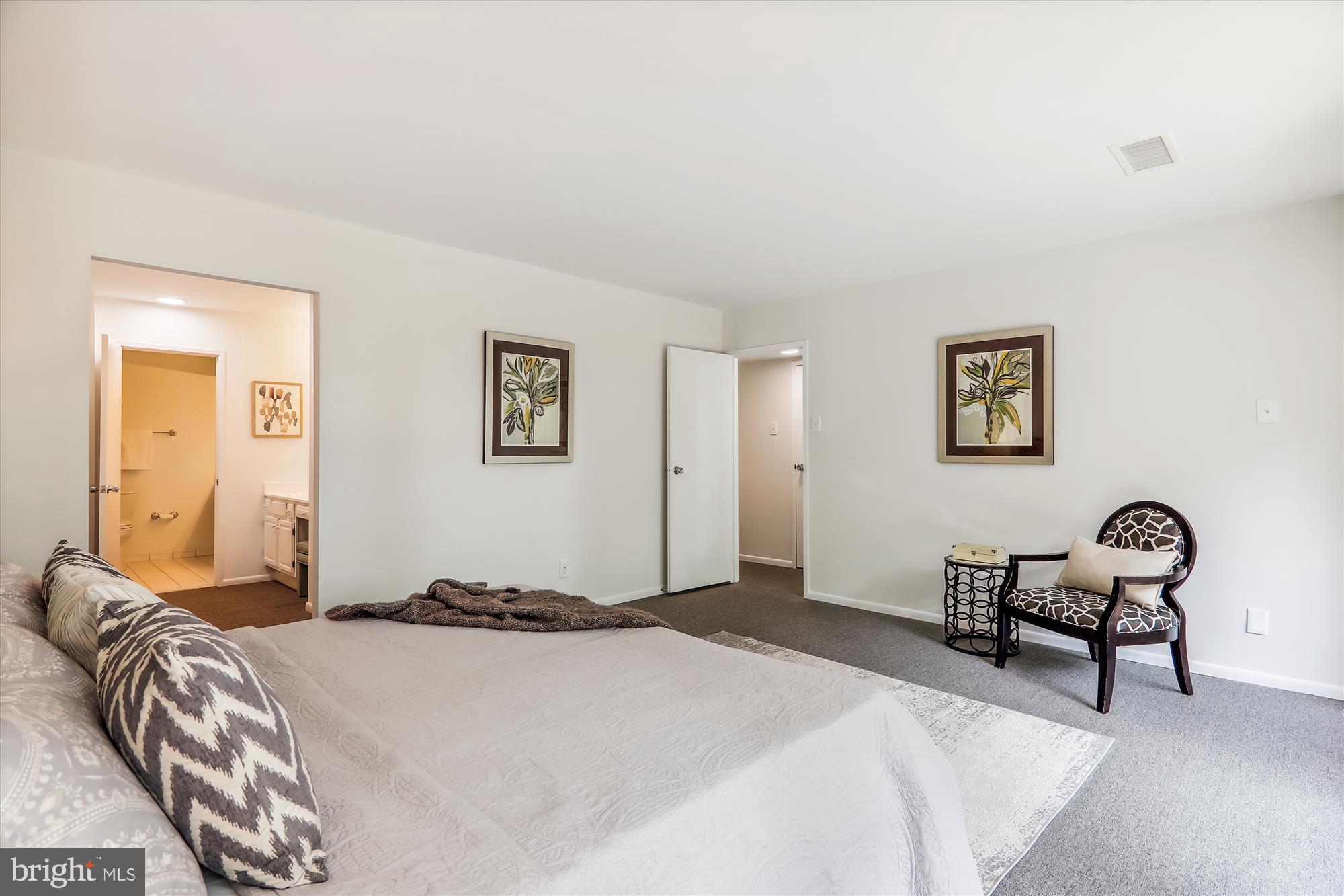4920 Sentinel Dr #3-406