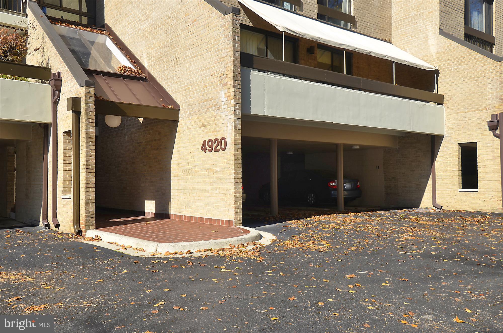4920 Sentinel Dr #3-406