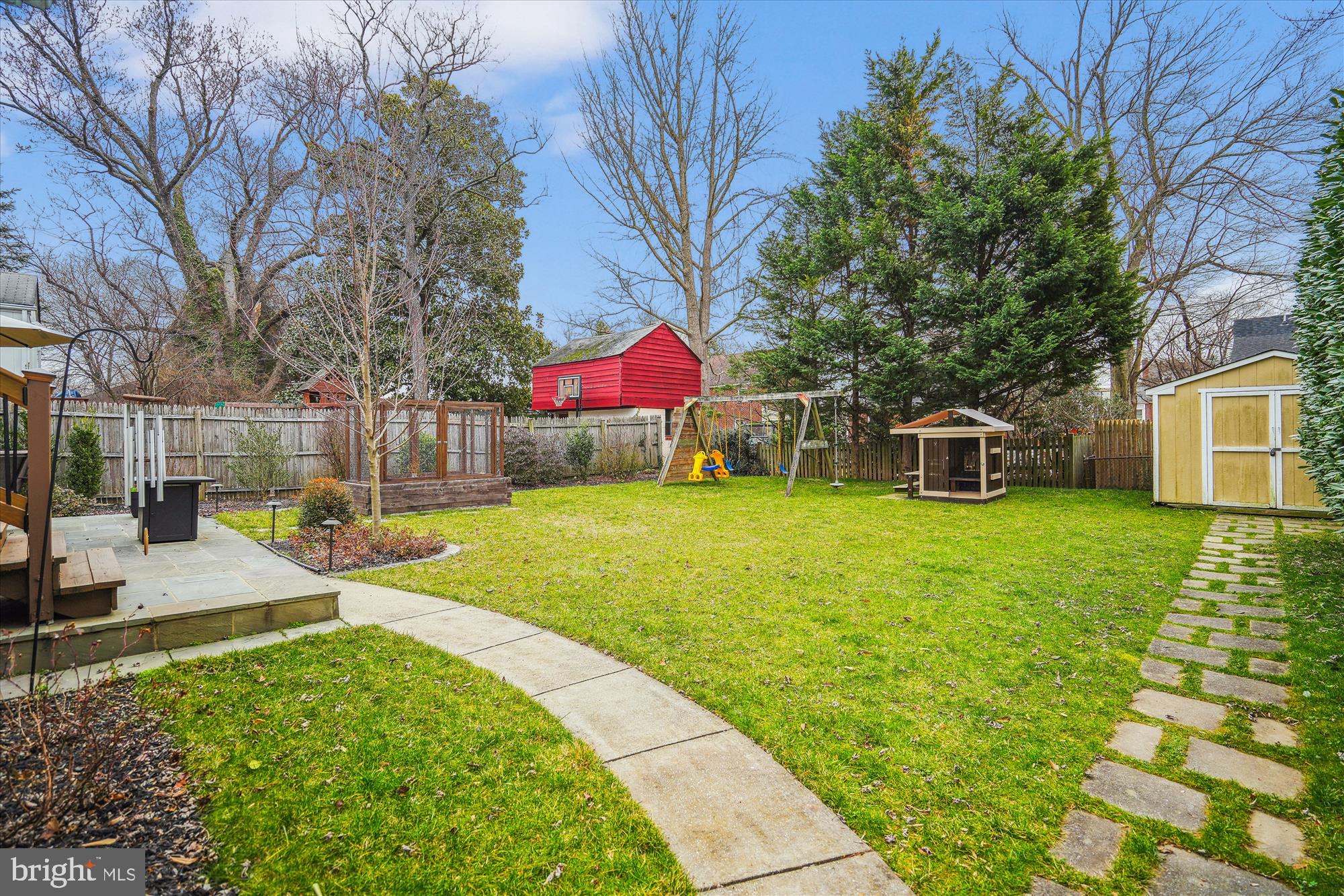 10013 Lorain Ave
