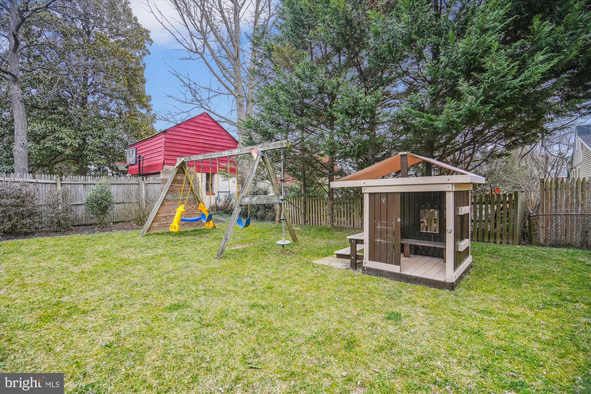 10013 Lorain Ave
