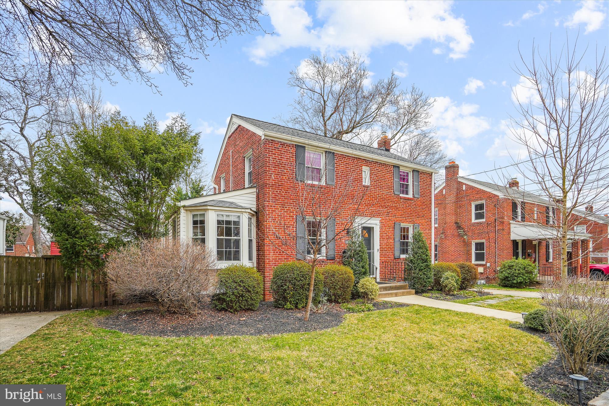 10013 Lorain Ave