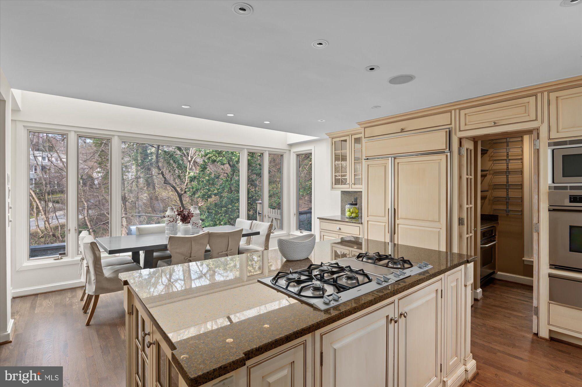 5113 Duvall Dr