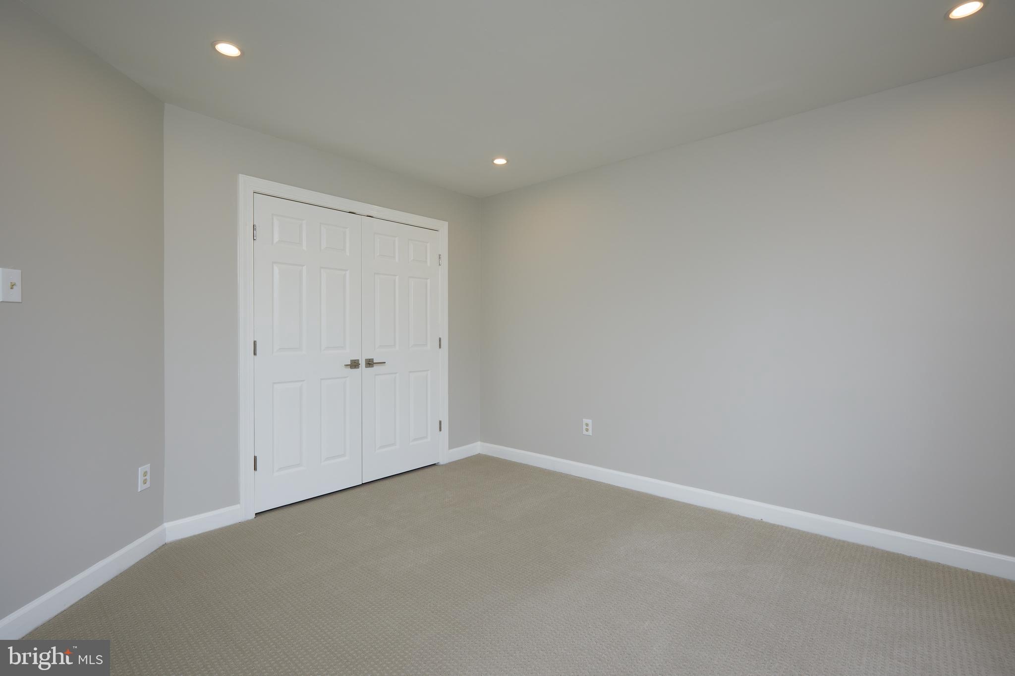 6007 Manor Oak Way