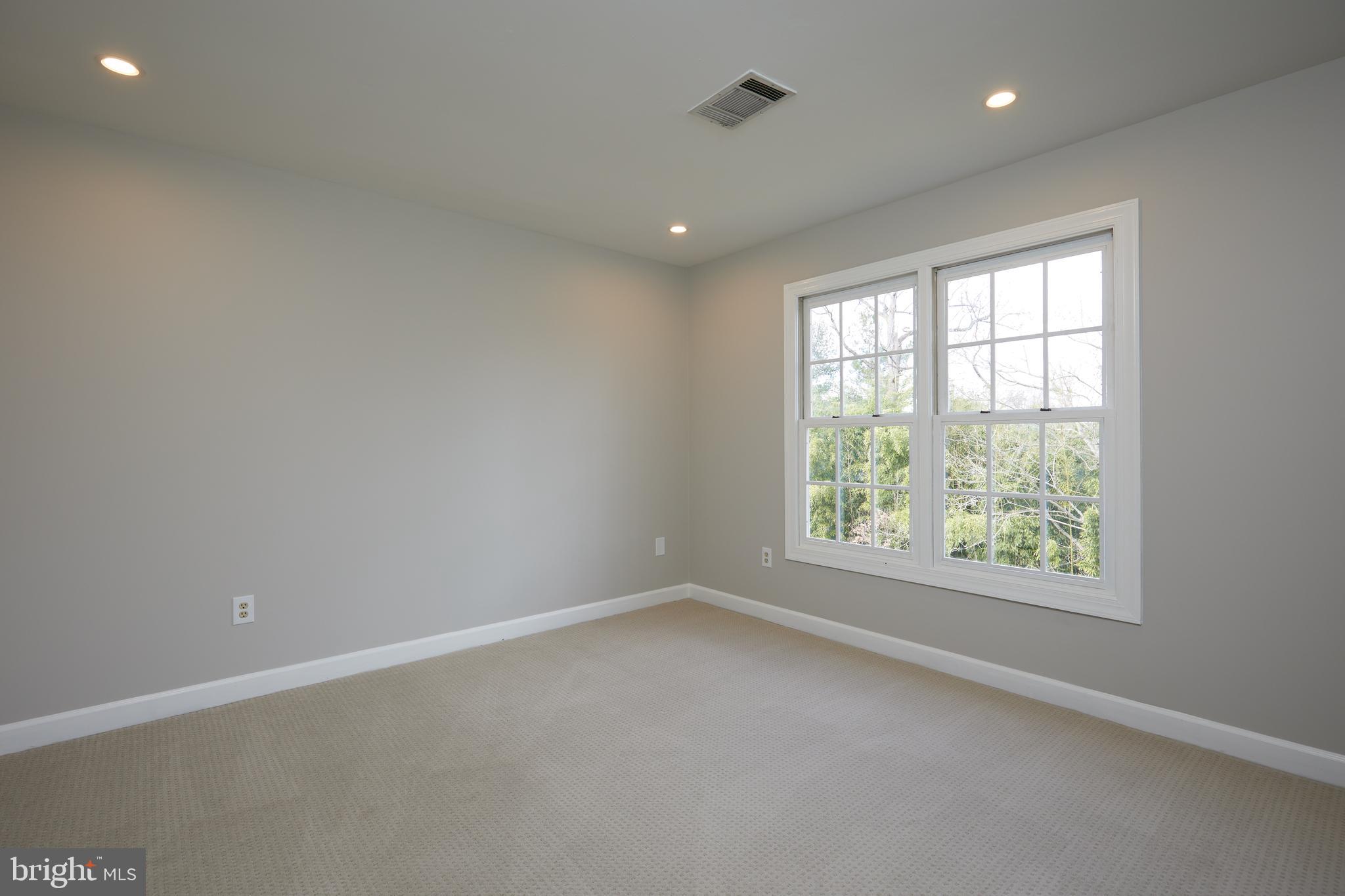 6007 Manor Oak Way