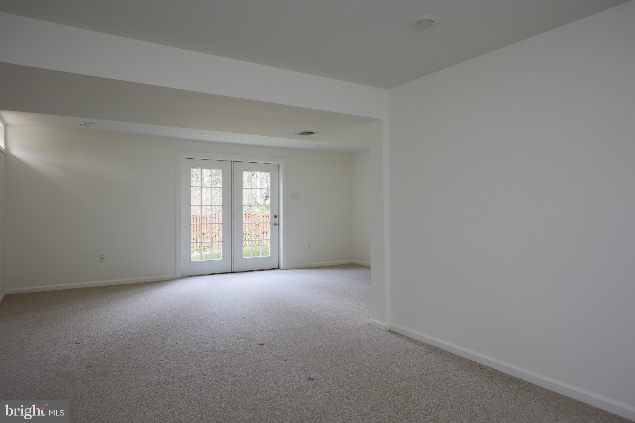 6007 Manor Oak Way