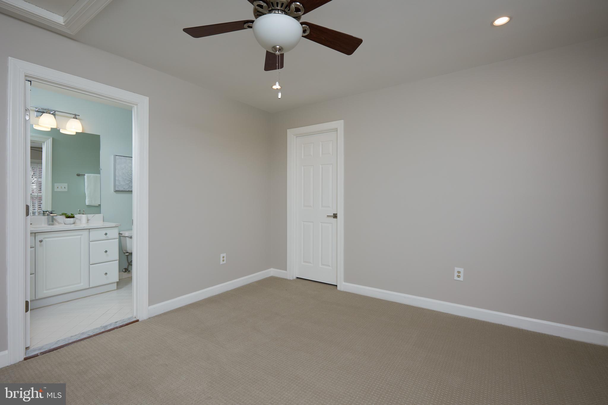 6007 Manor Oak Way