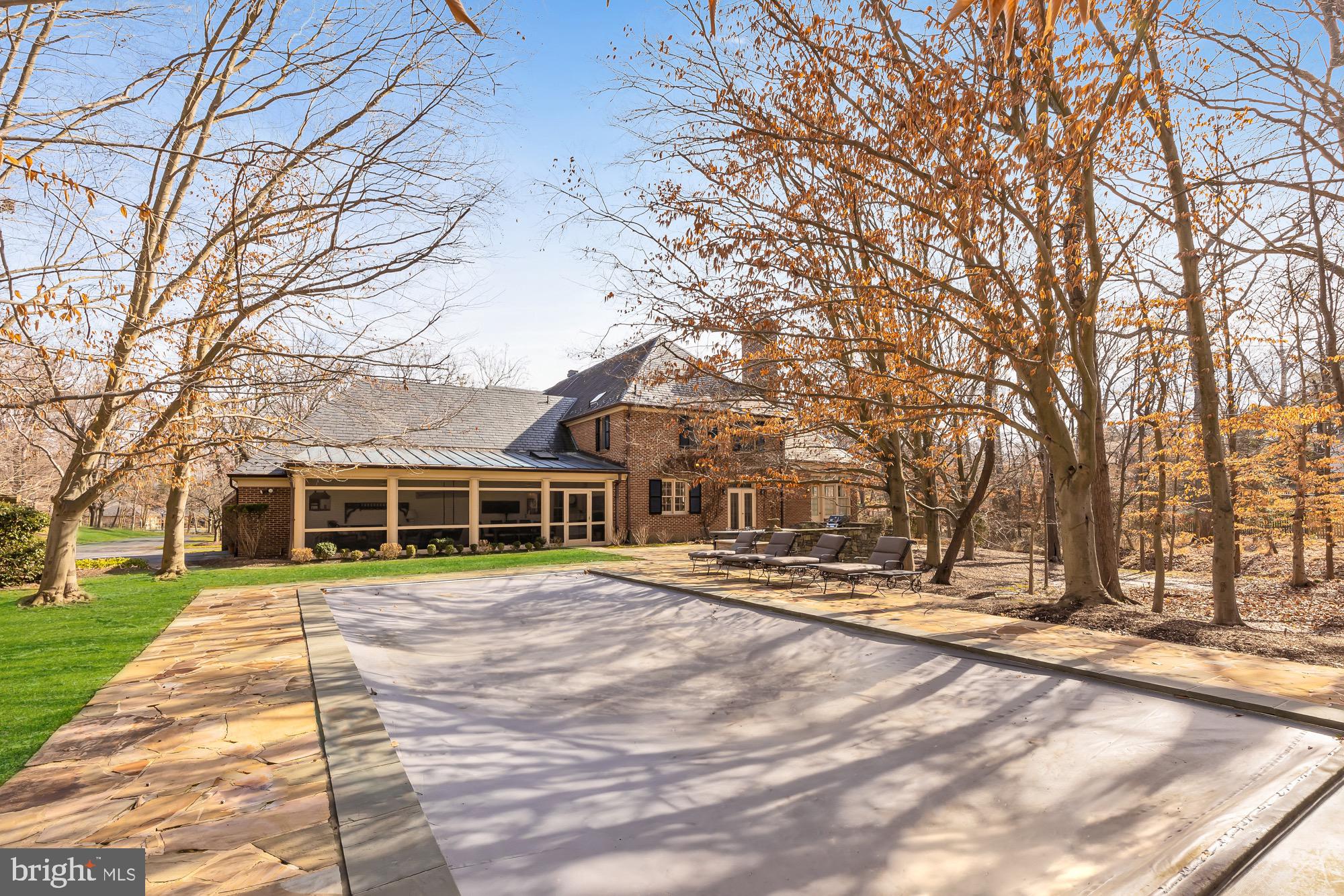 10004 Iron Gate Rd