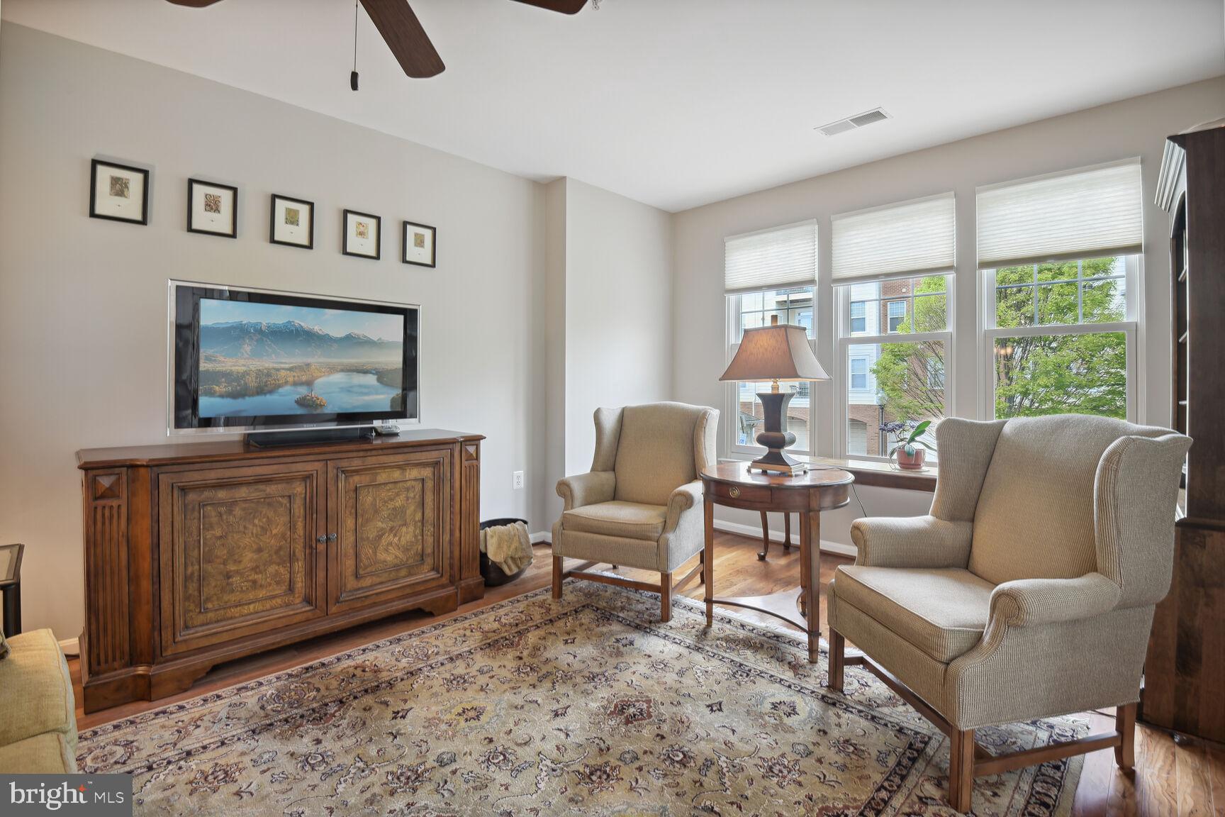 130 Chevy Chase St #205