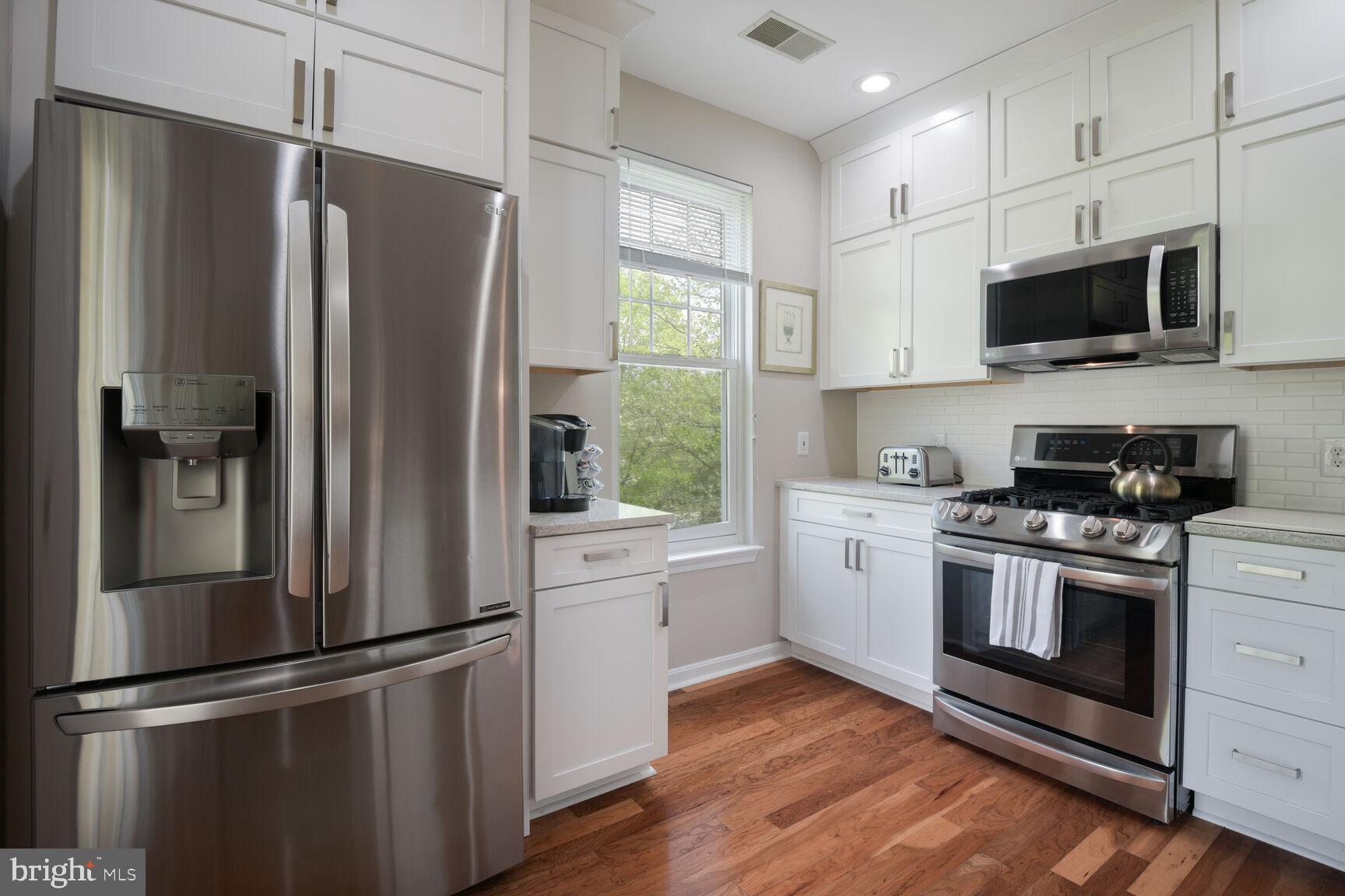 130 Chevy Chase St #205