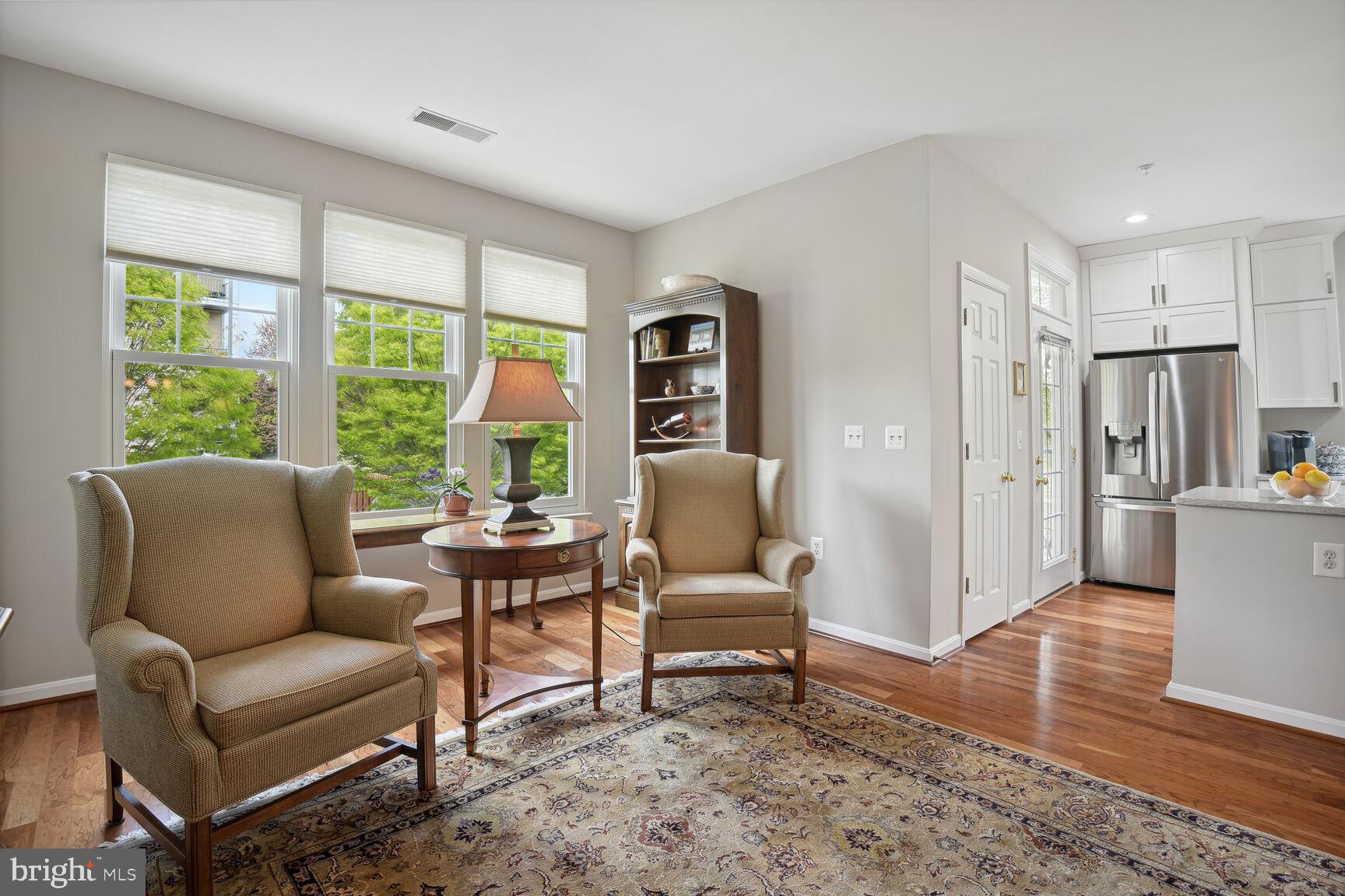 130 Chevy Chase St #205
