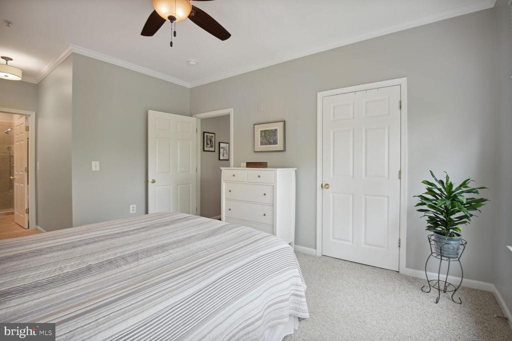 130 Chevy Chase St #205