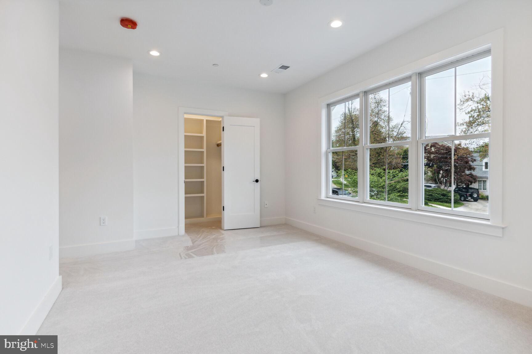 5810 Ipswich Rd