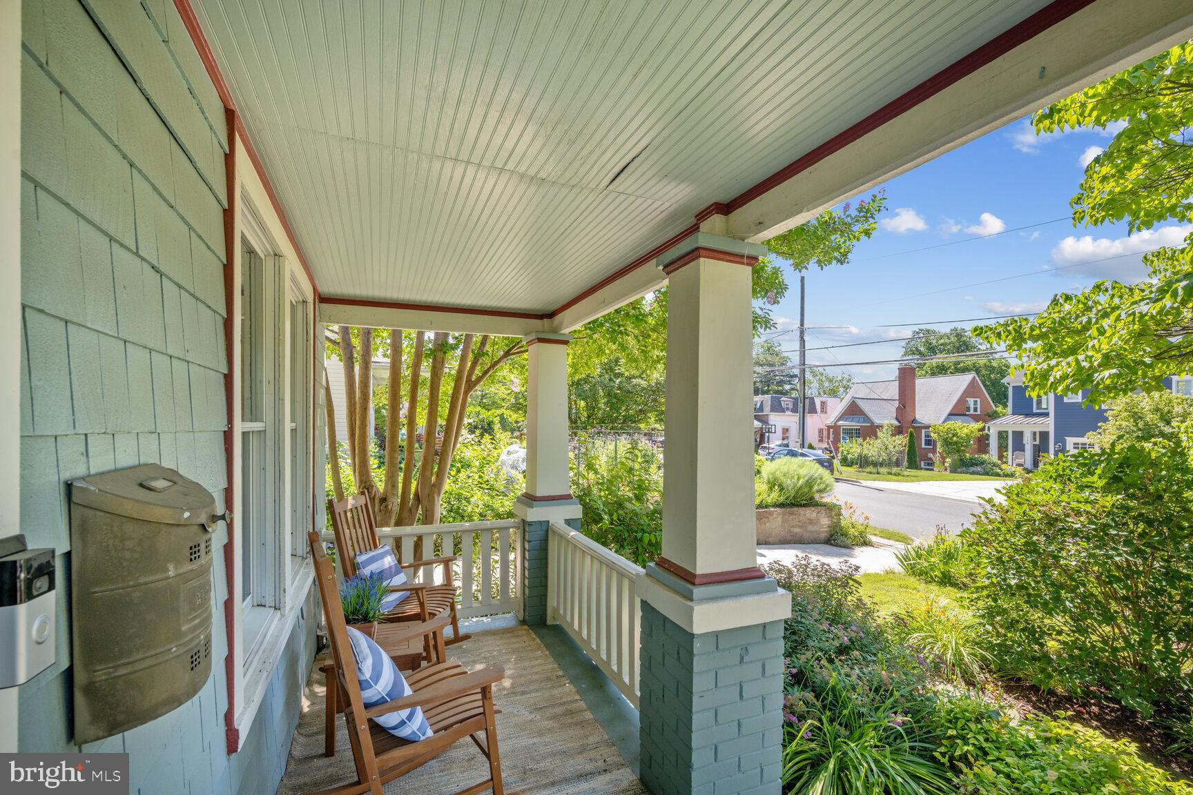 737 Thayer Ave
