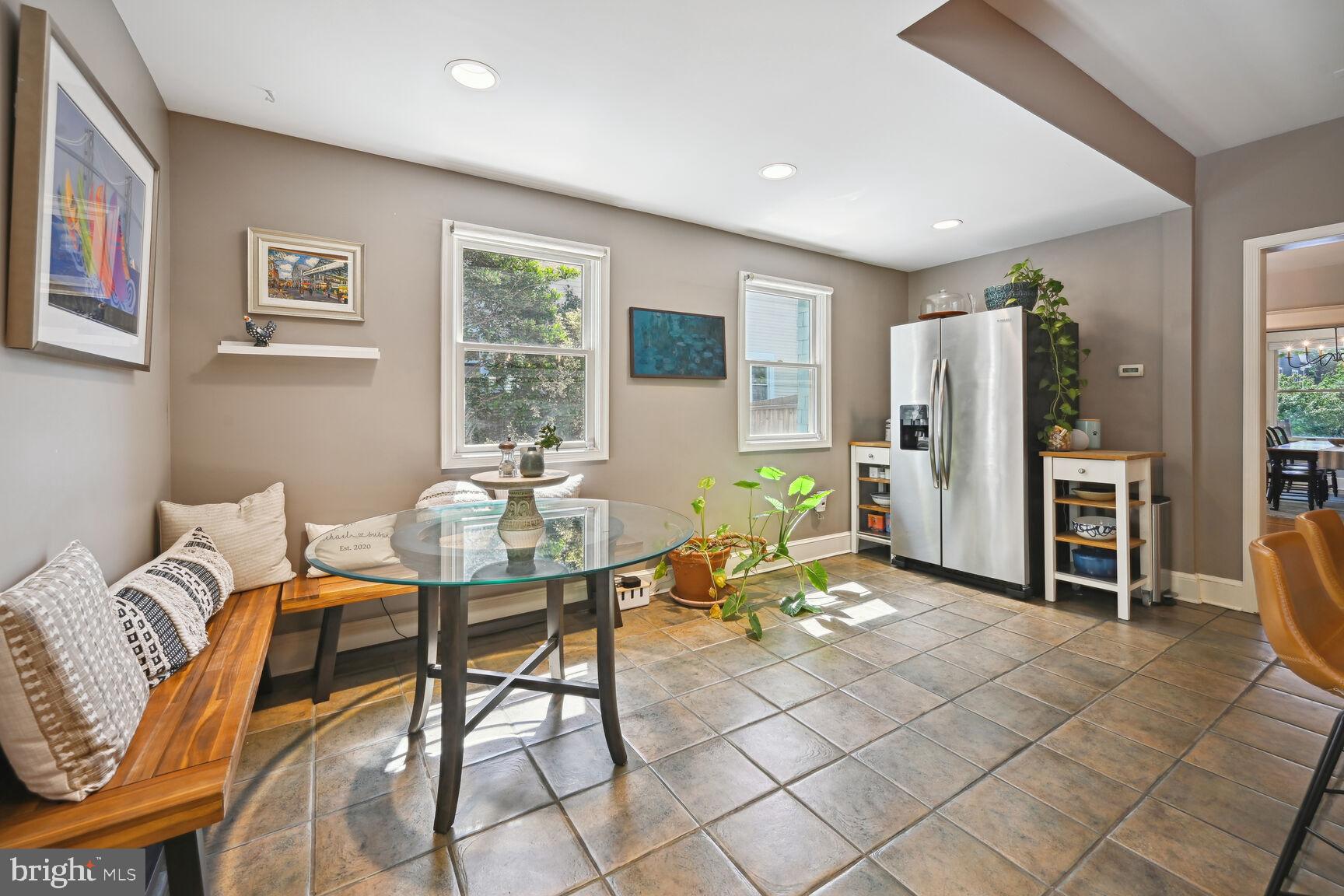 737 Thayer Ave