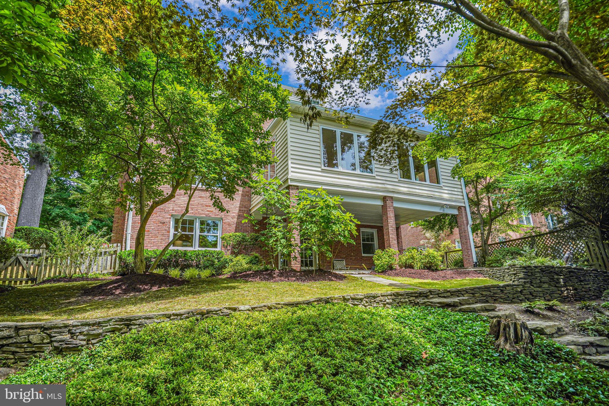 6018 Onondaga Rd