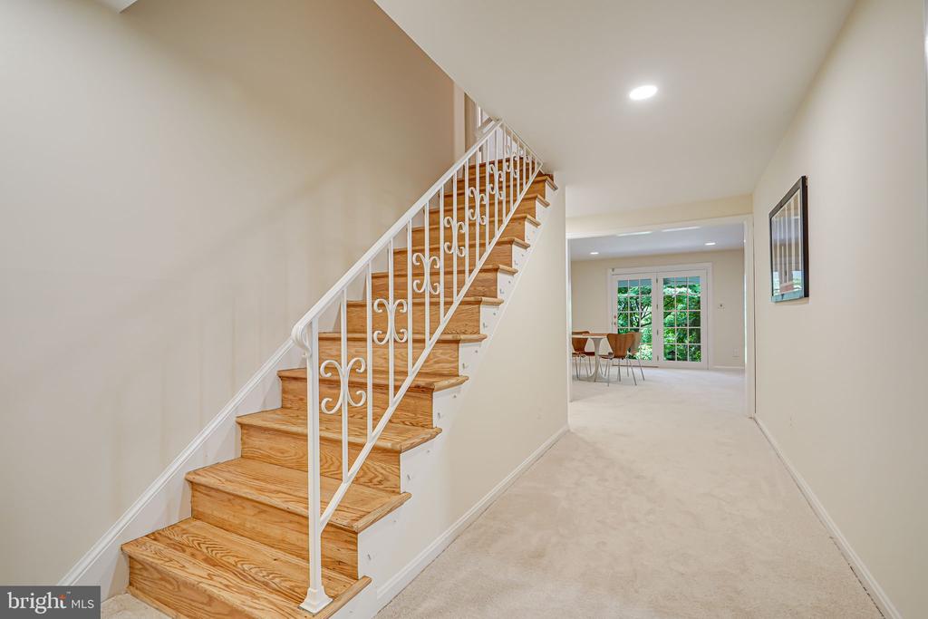 6018 Onondaga Rd