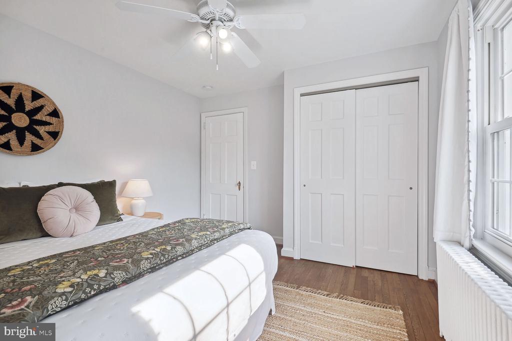 614 Pershing Dr