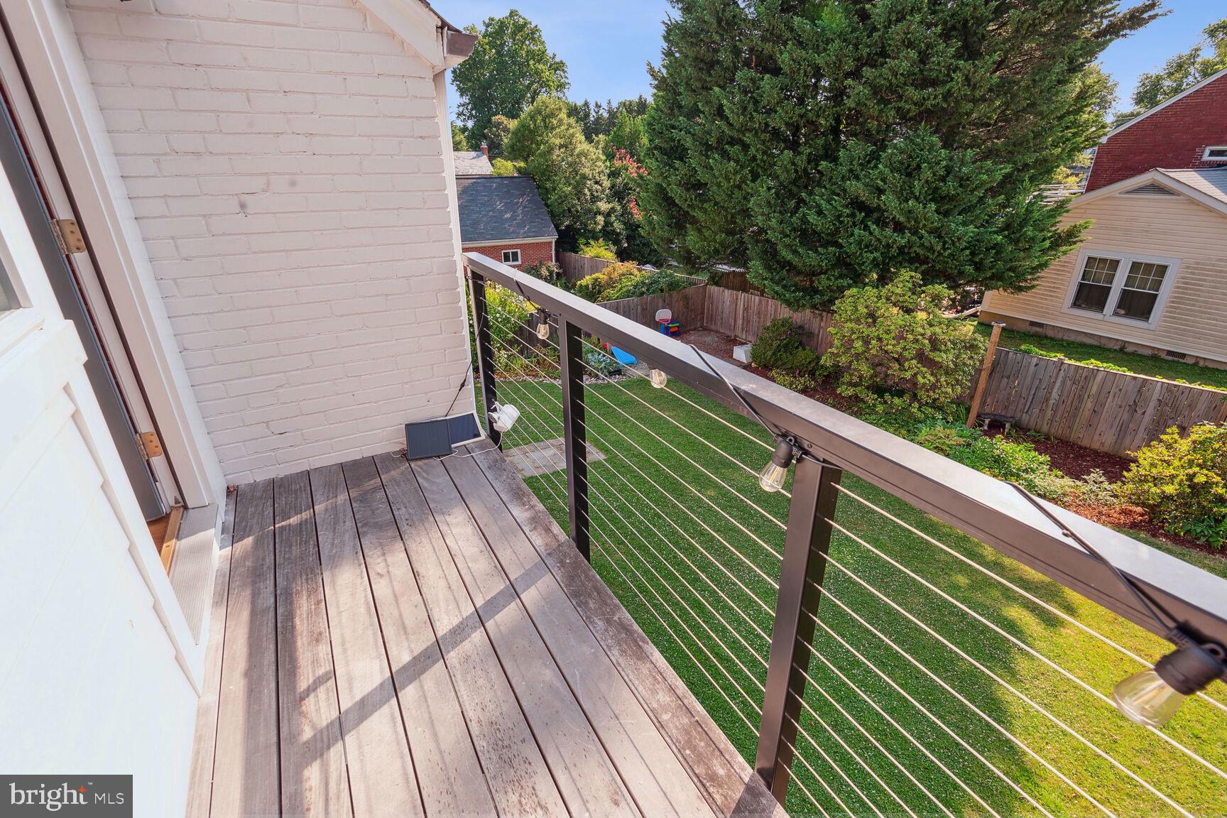 614 Pershing Dr