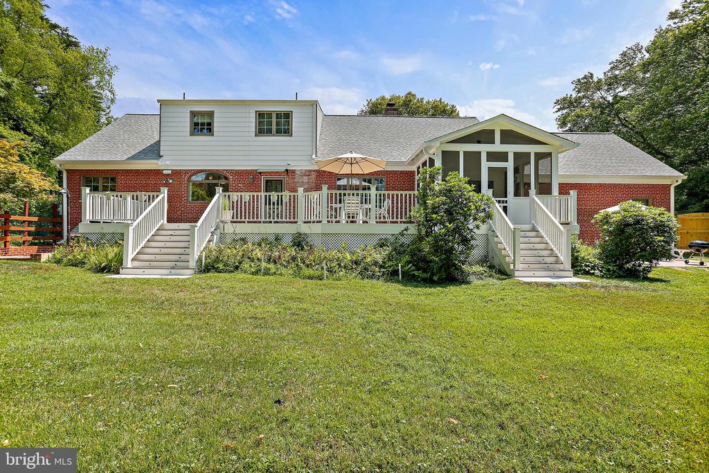 700 Copley Ln
