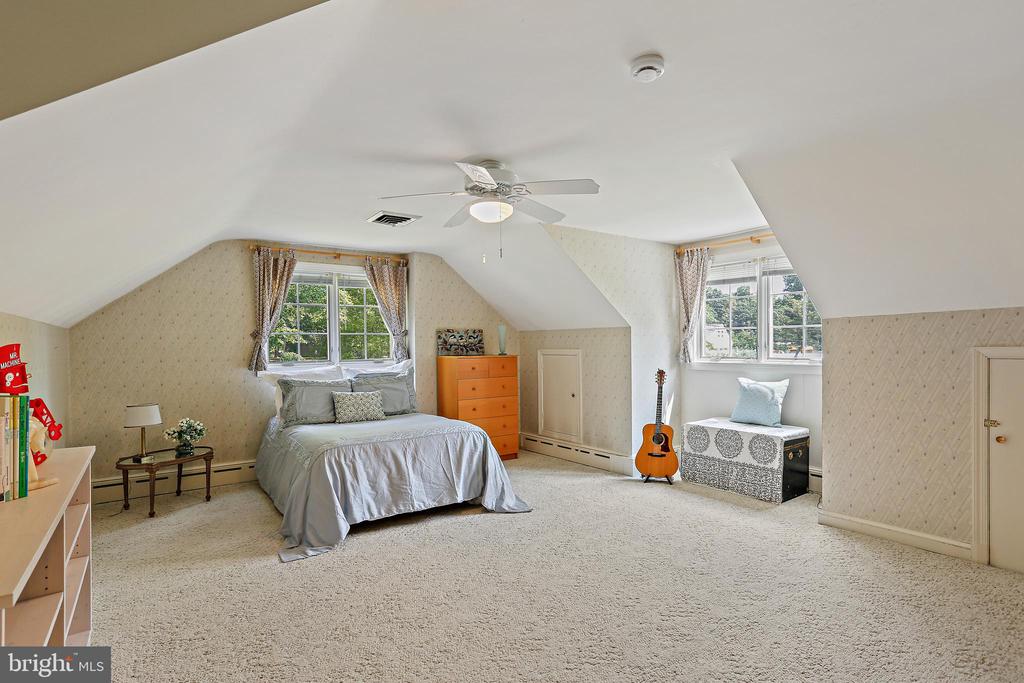 700 Copley Ln