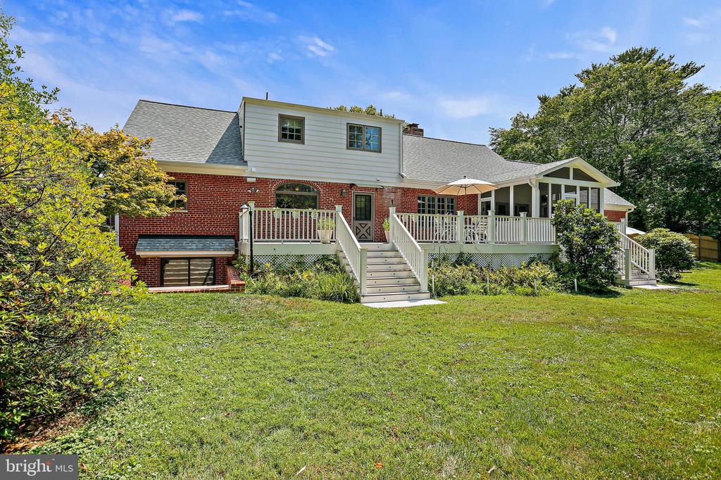 700 Copley Ln