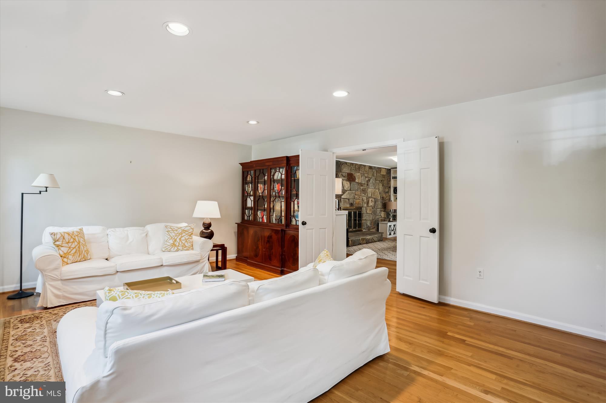 8308 Snug Hill Ln