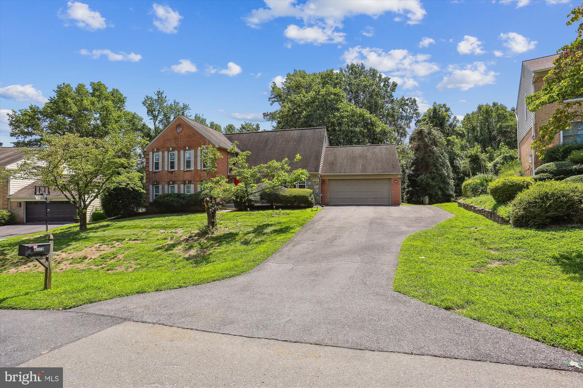 8308 Snug Hill Ln
