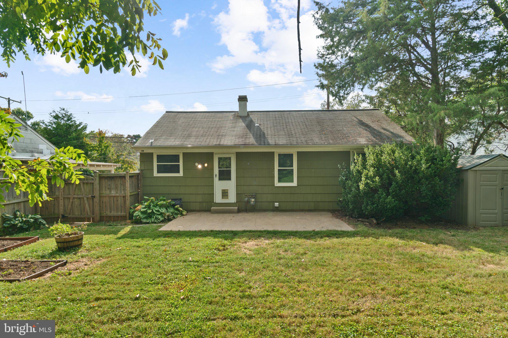 1612 Burris Rd