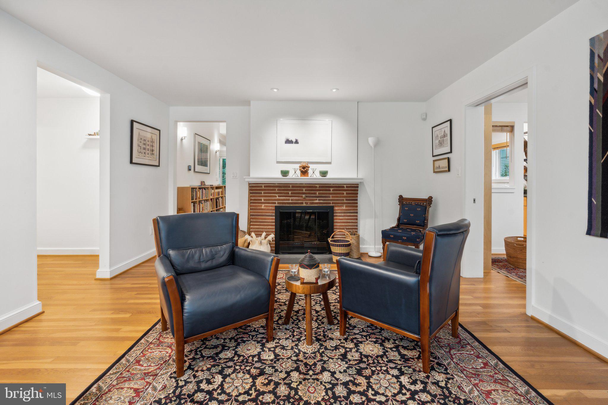 2304 Ashboro Dr