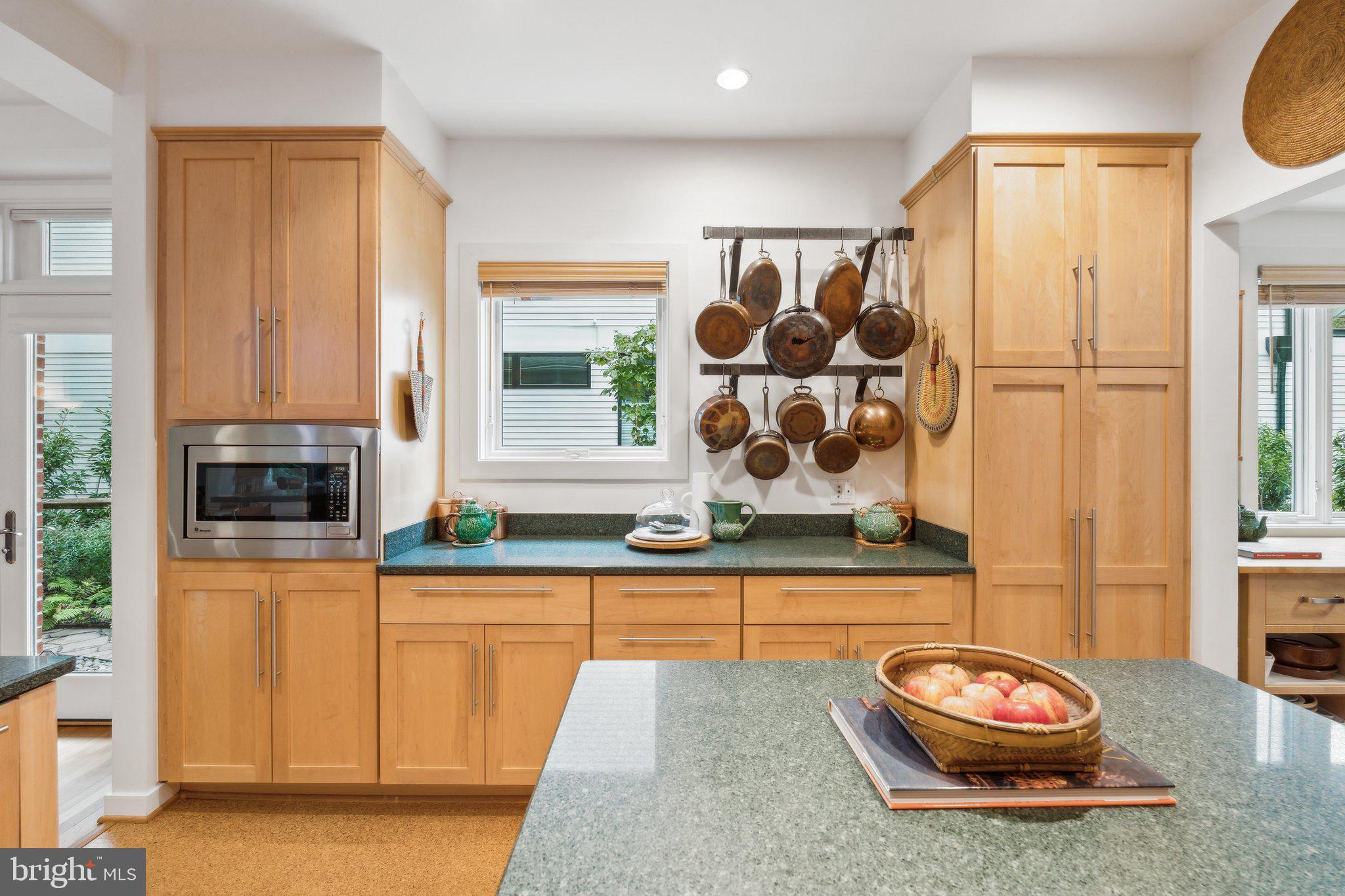 2304 Ashboro Dr