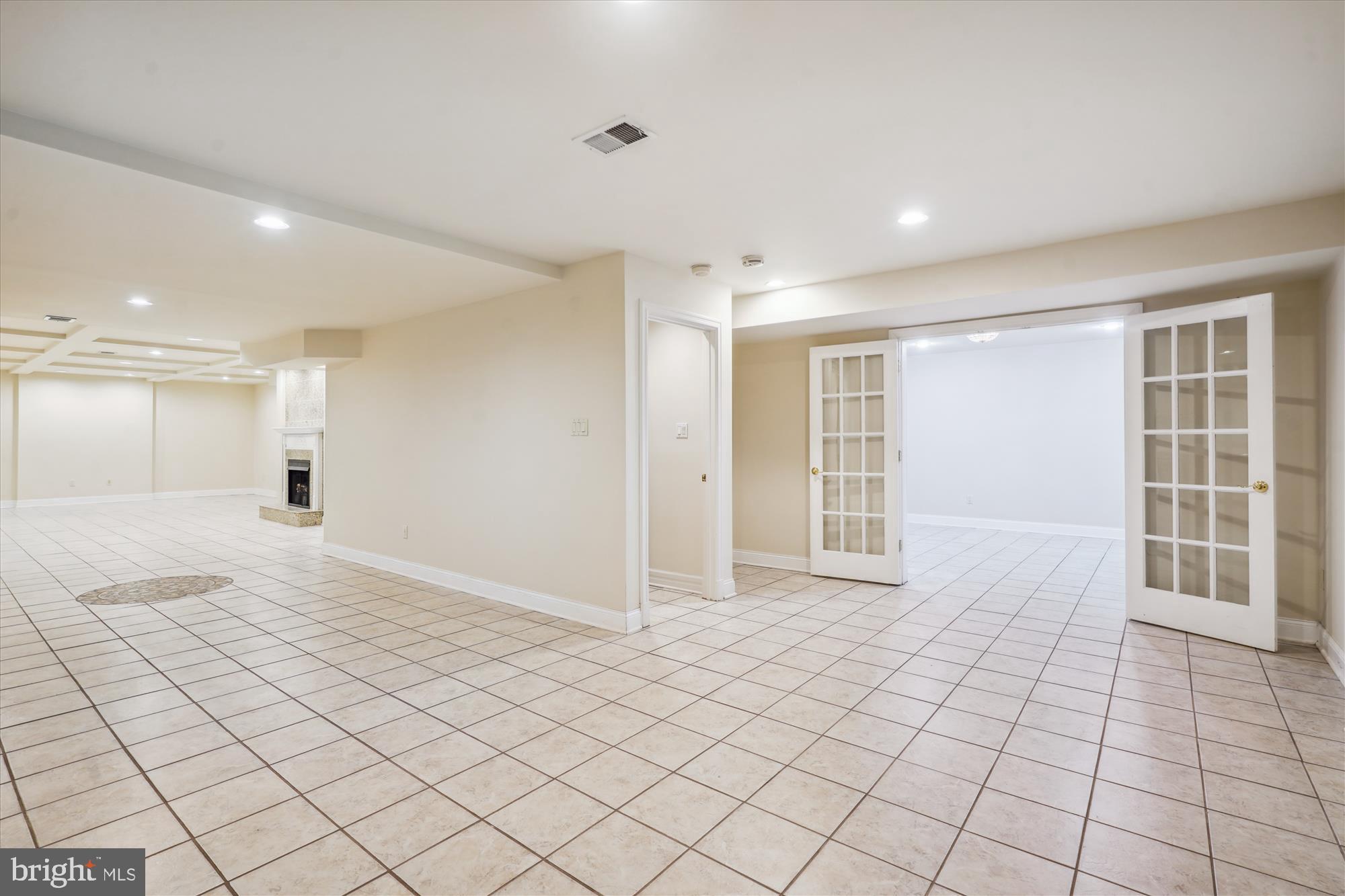 7010 WINTERBERRY LN
