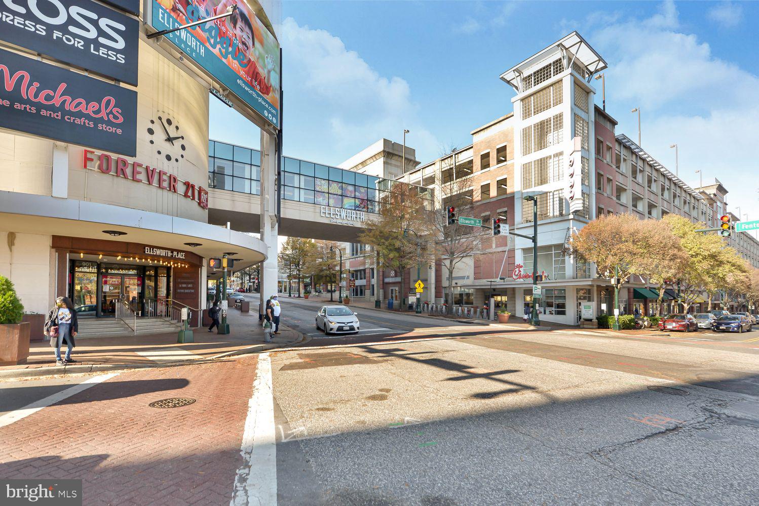 300 Highview Ave