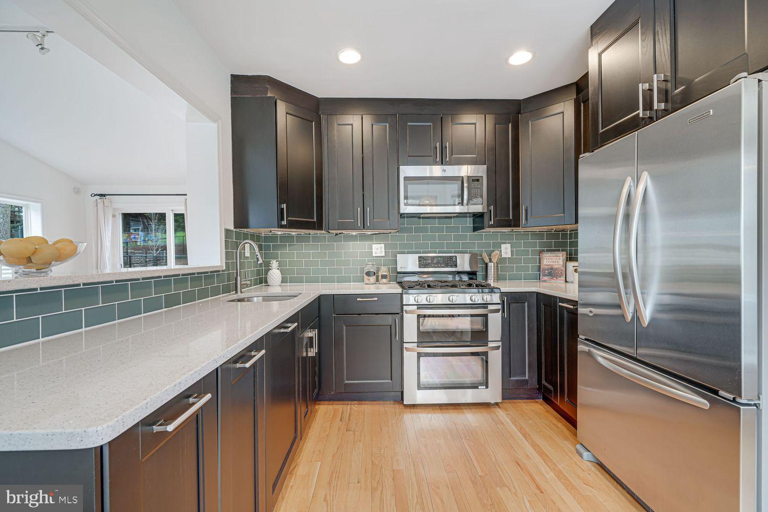 300 Highview Ave