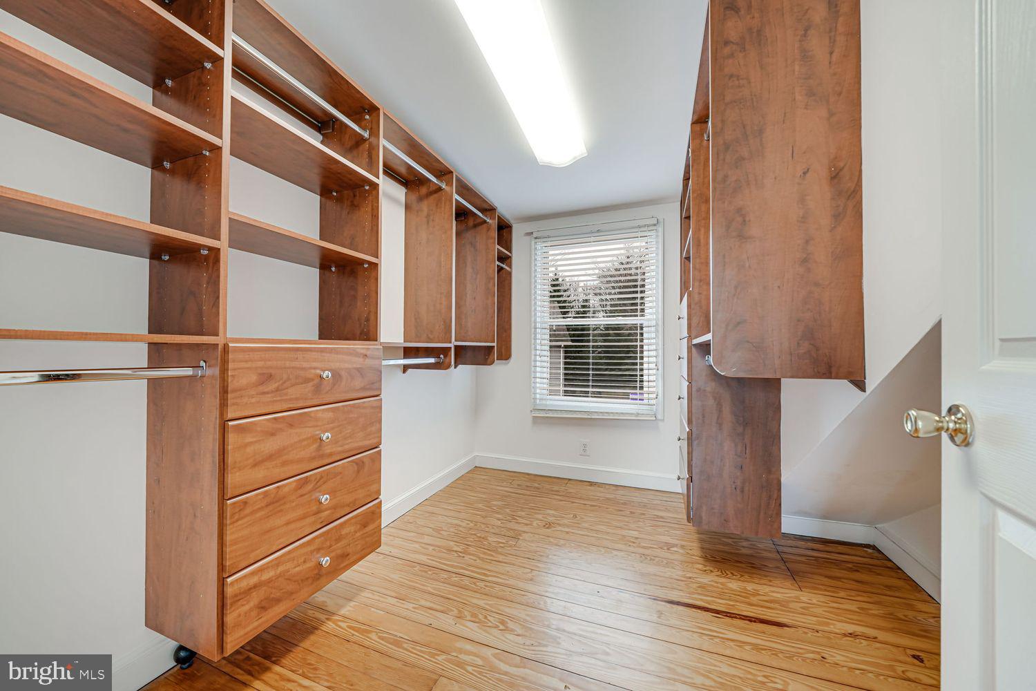 300 Highview Ave