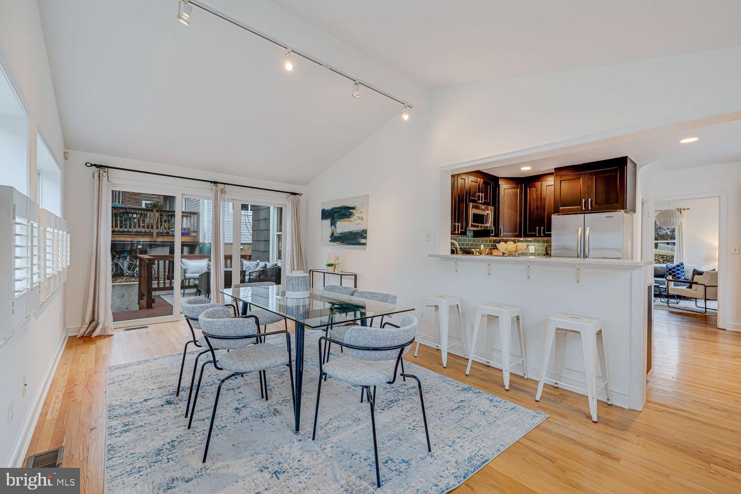300 Highview Ave