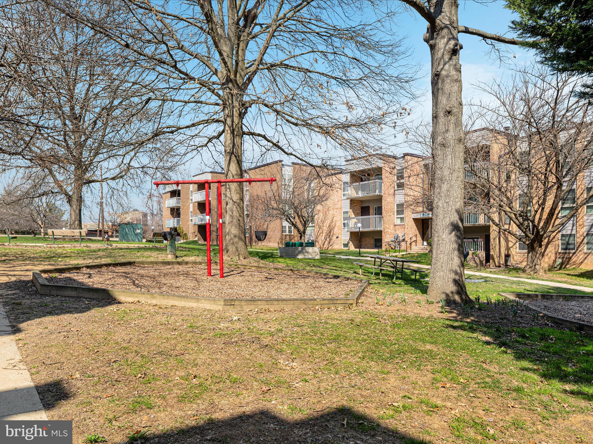 2303 Greenery Ln #203-4