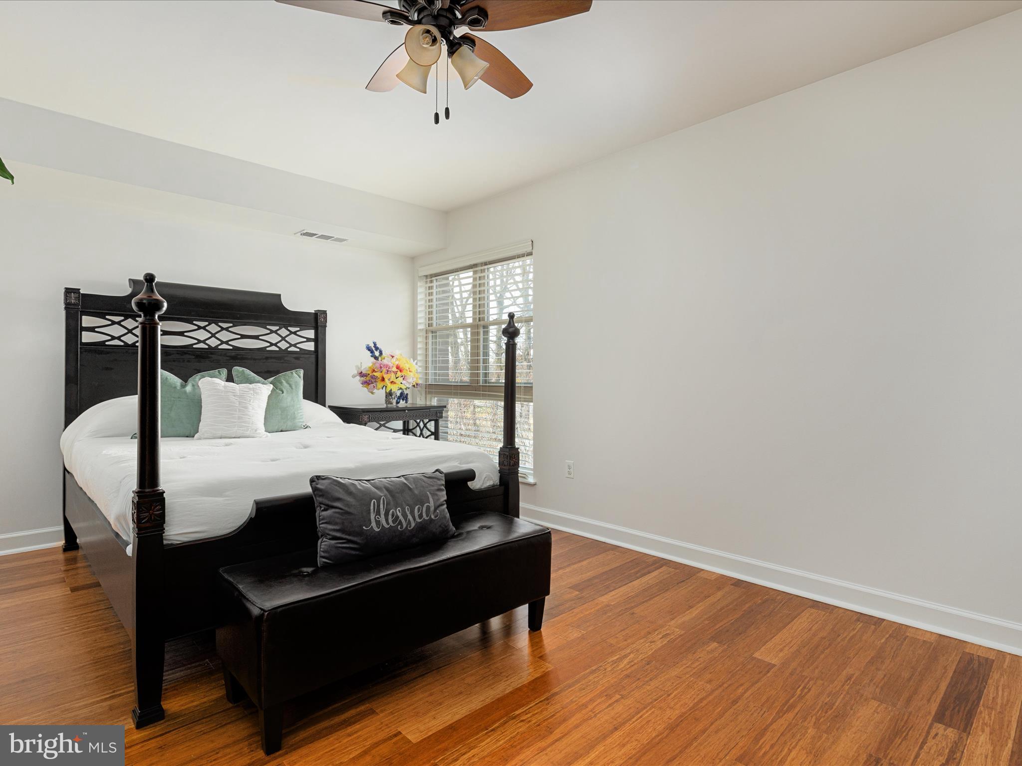 2303 Greenery Ln #203-4