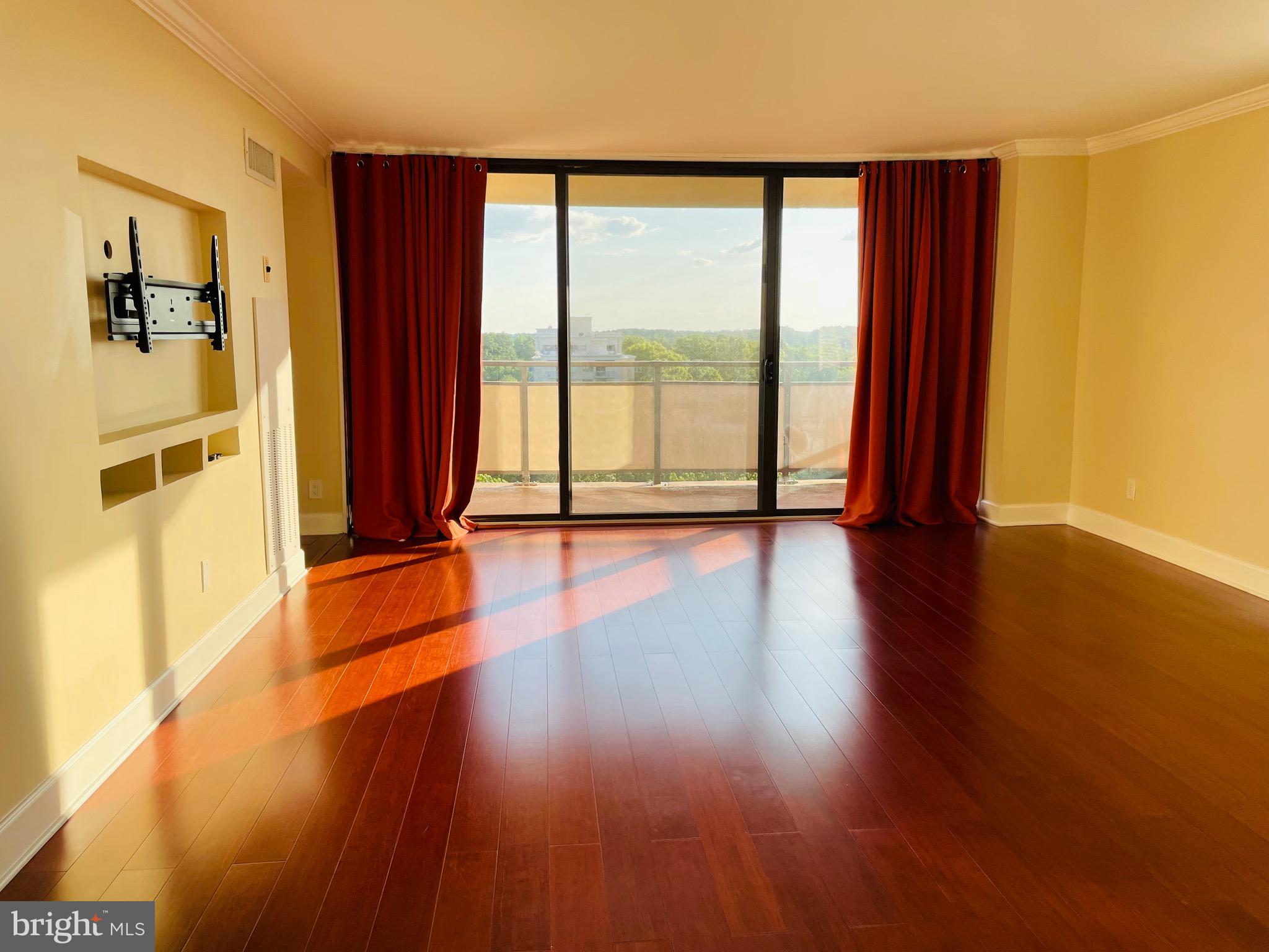 5225 Pooks Hill Rd #1613s