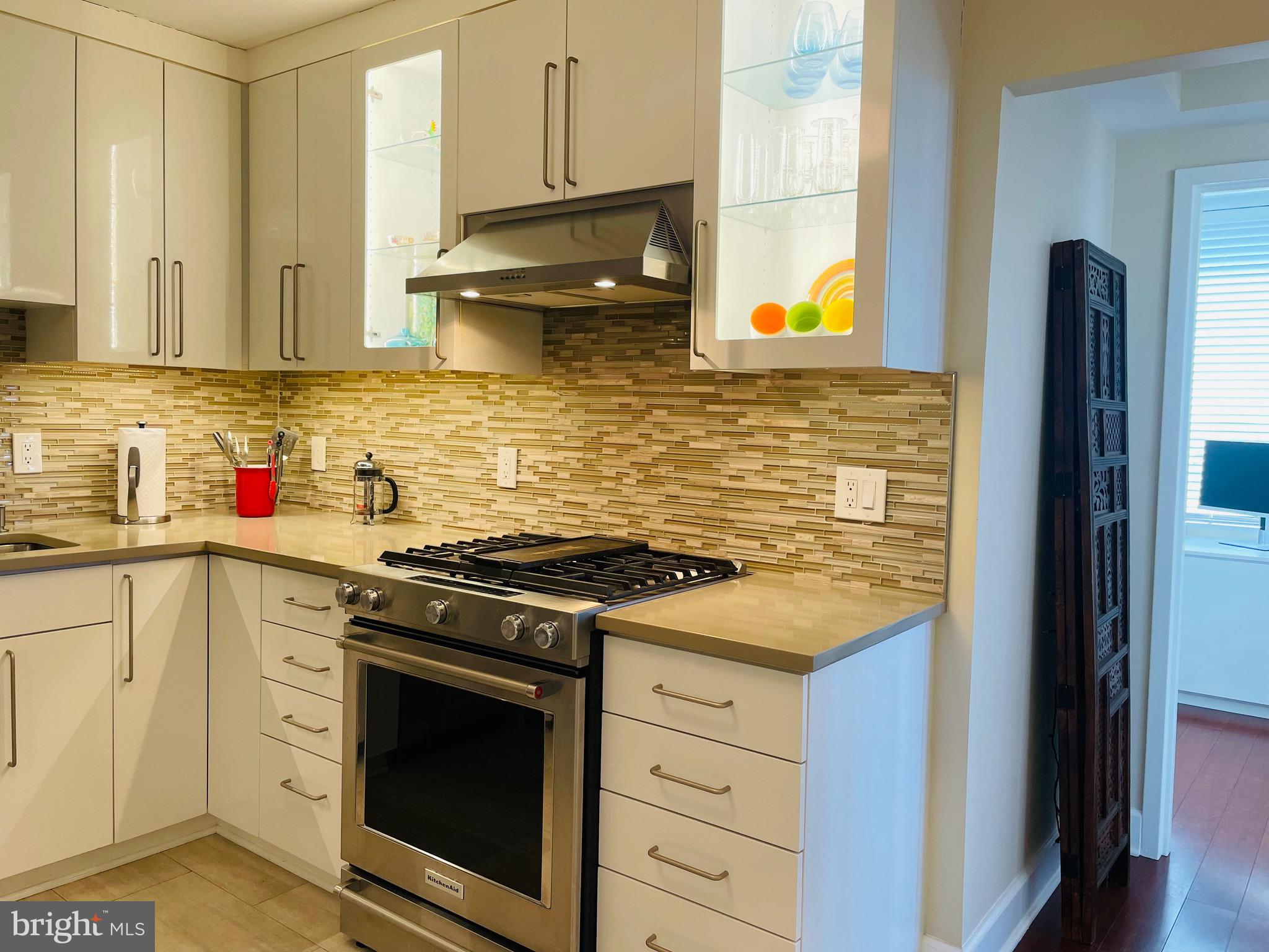 5225 Pooks Hill Rd #1613s