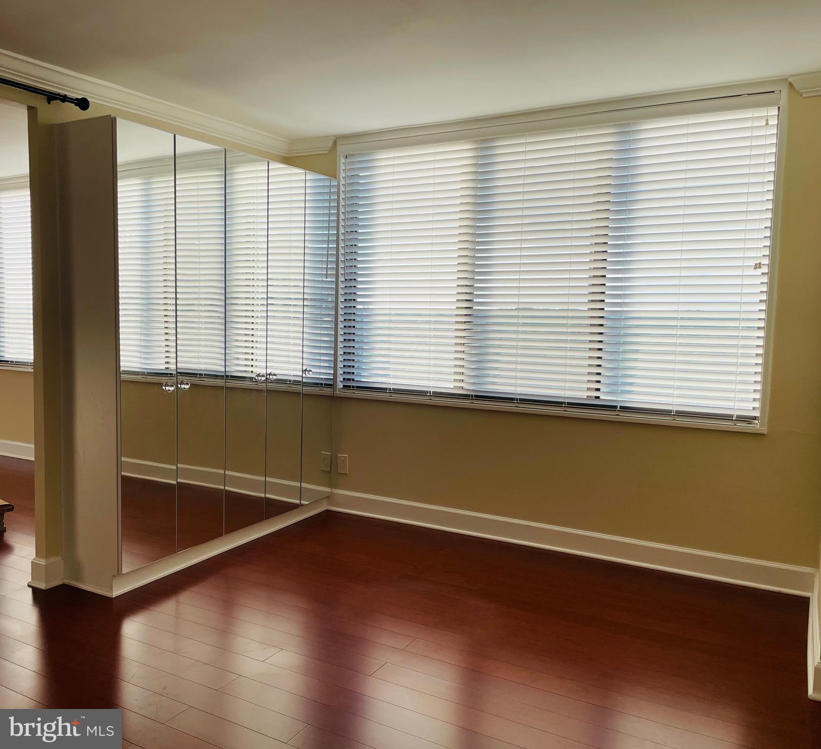 5225 Pooks Hill Rd #1613s