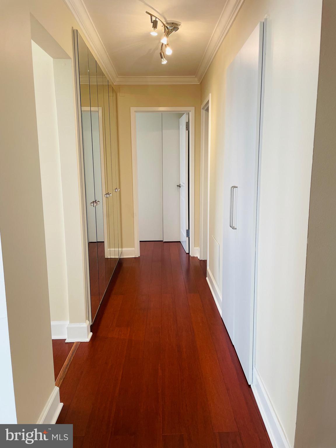 5225 Pooks Hill Rd #1613s