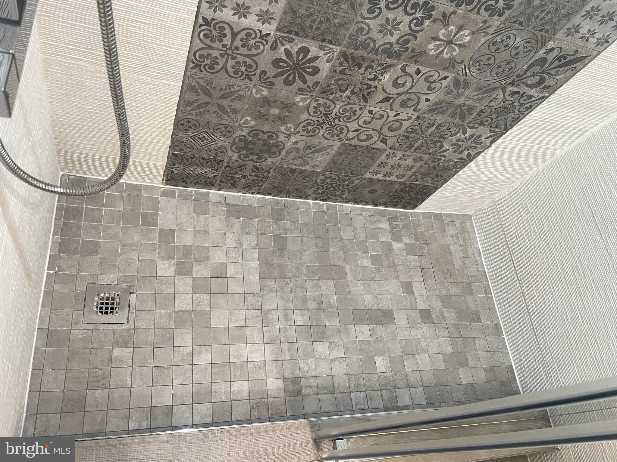 5225 Pooks Hill Rd #1613s