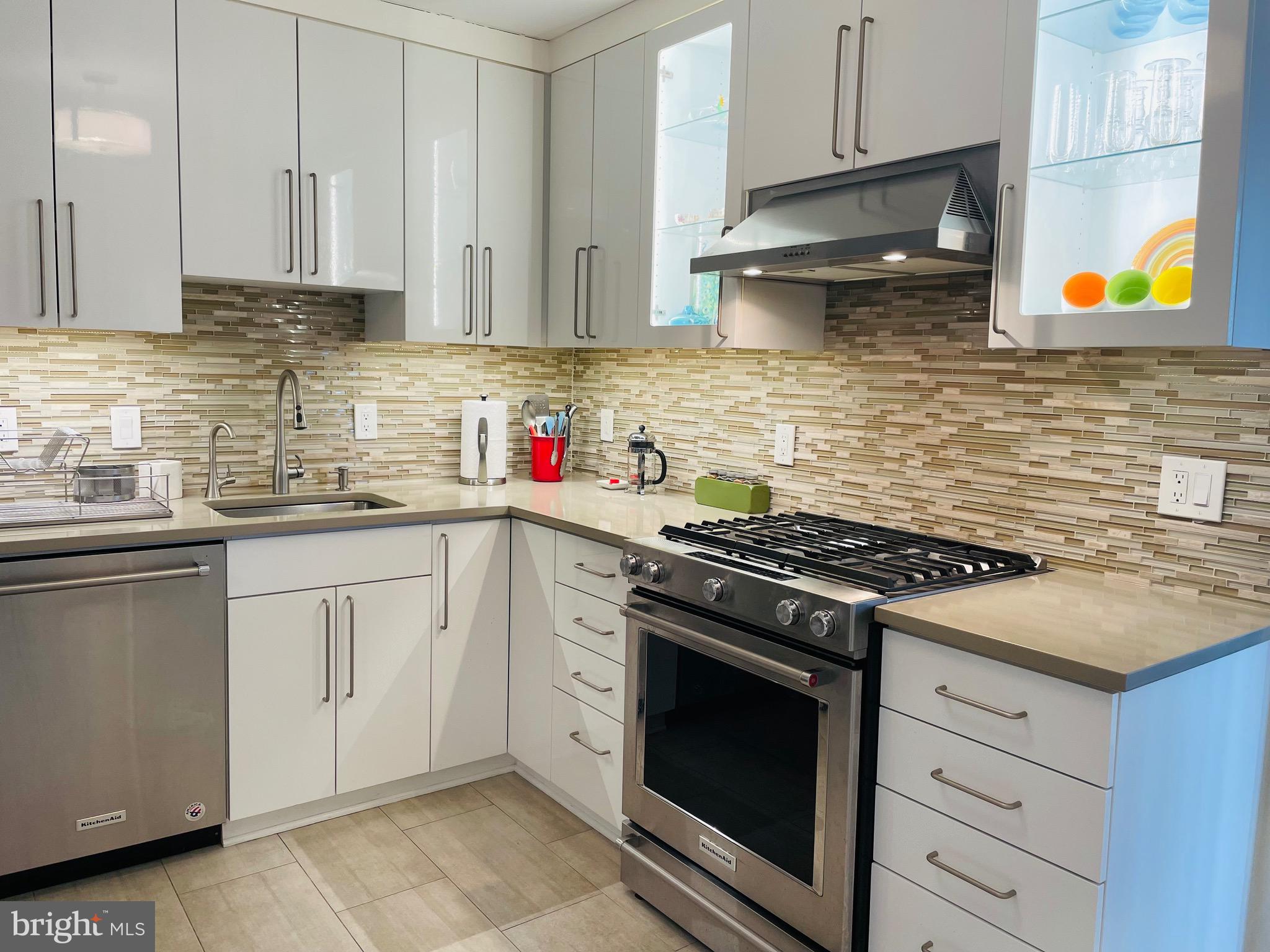 5225 Pooks Hill Rd #1613s