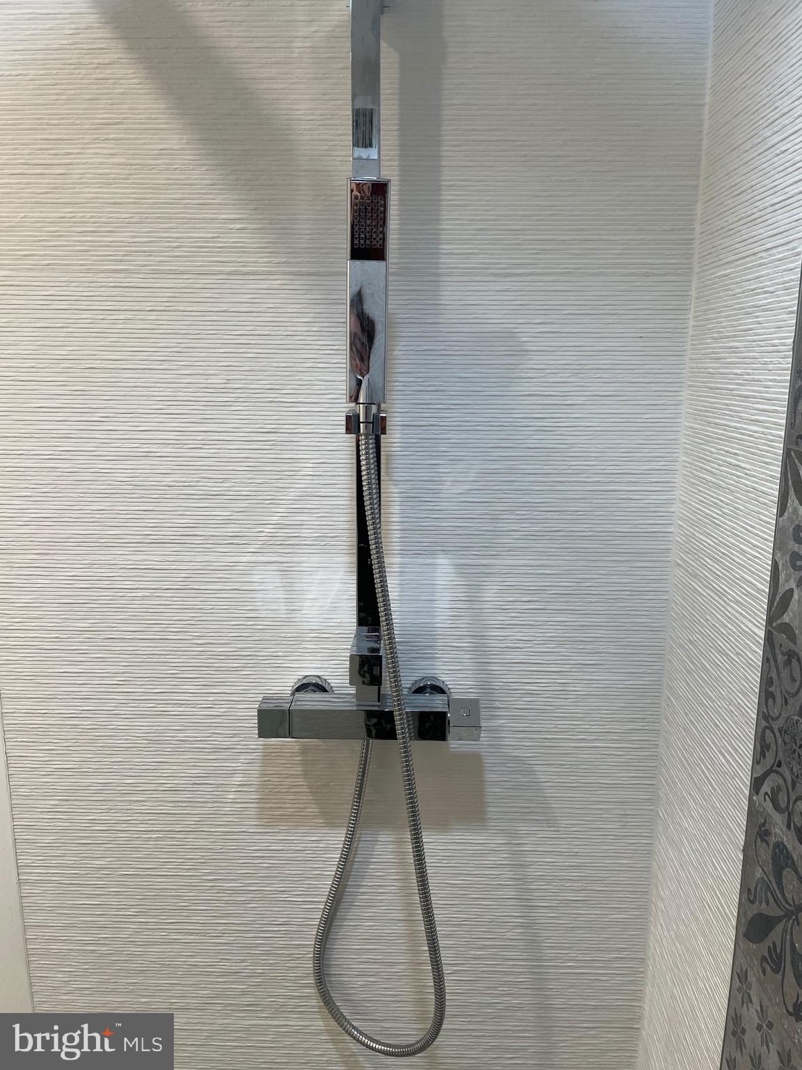 5225 Pooks Hill Rd #1613s