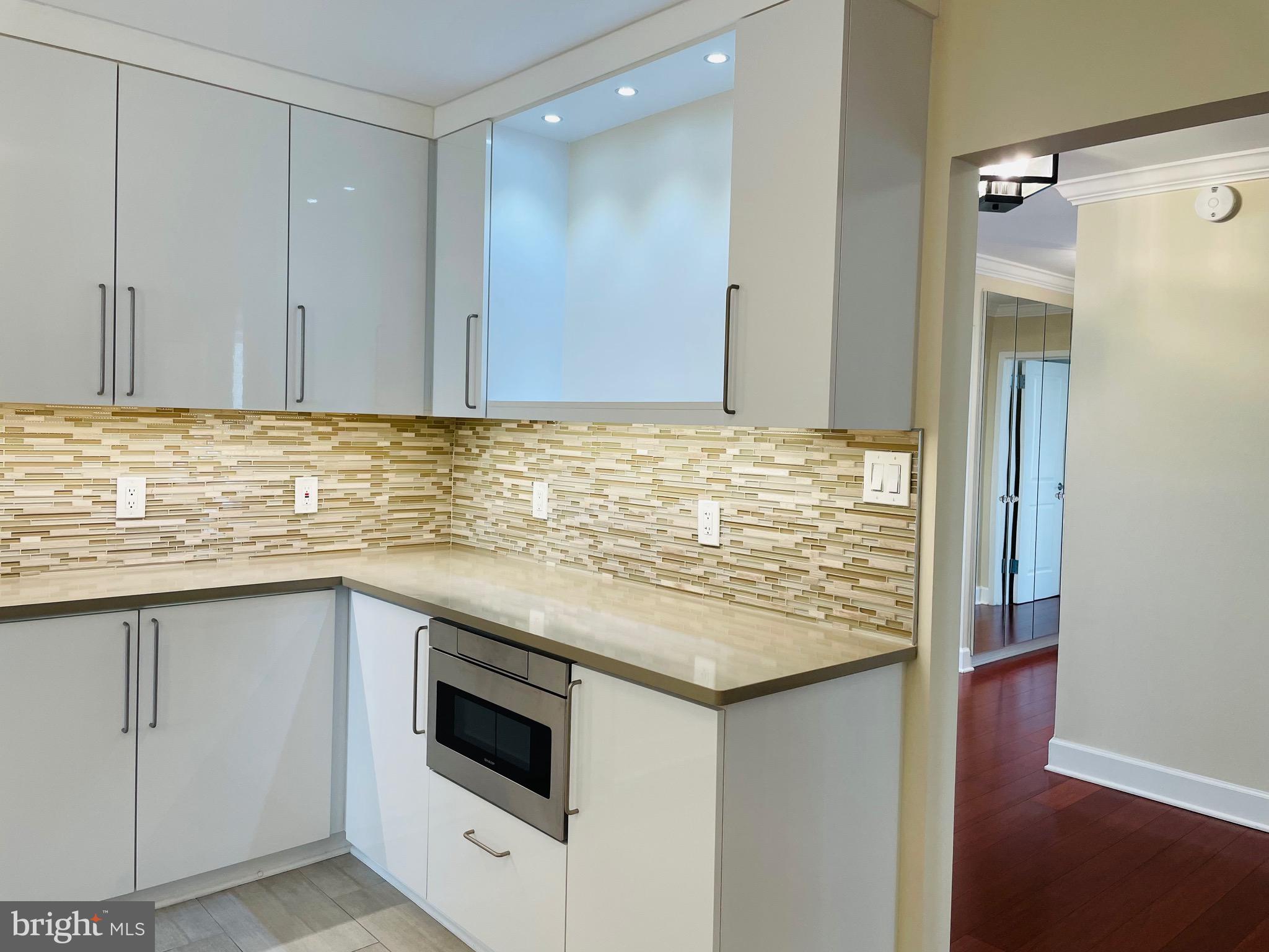 5225 Pooks Hill Rd #1613s