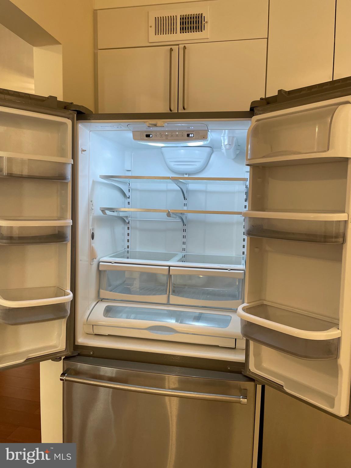 5225 Pooks Hill Rd #1613s