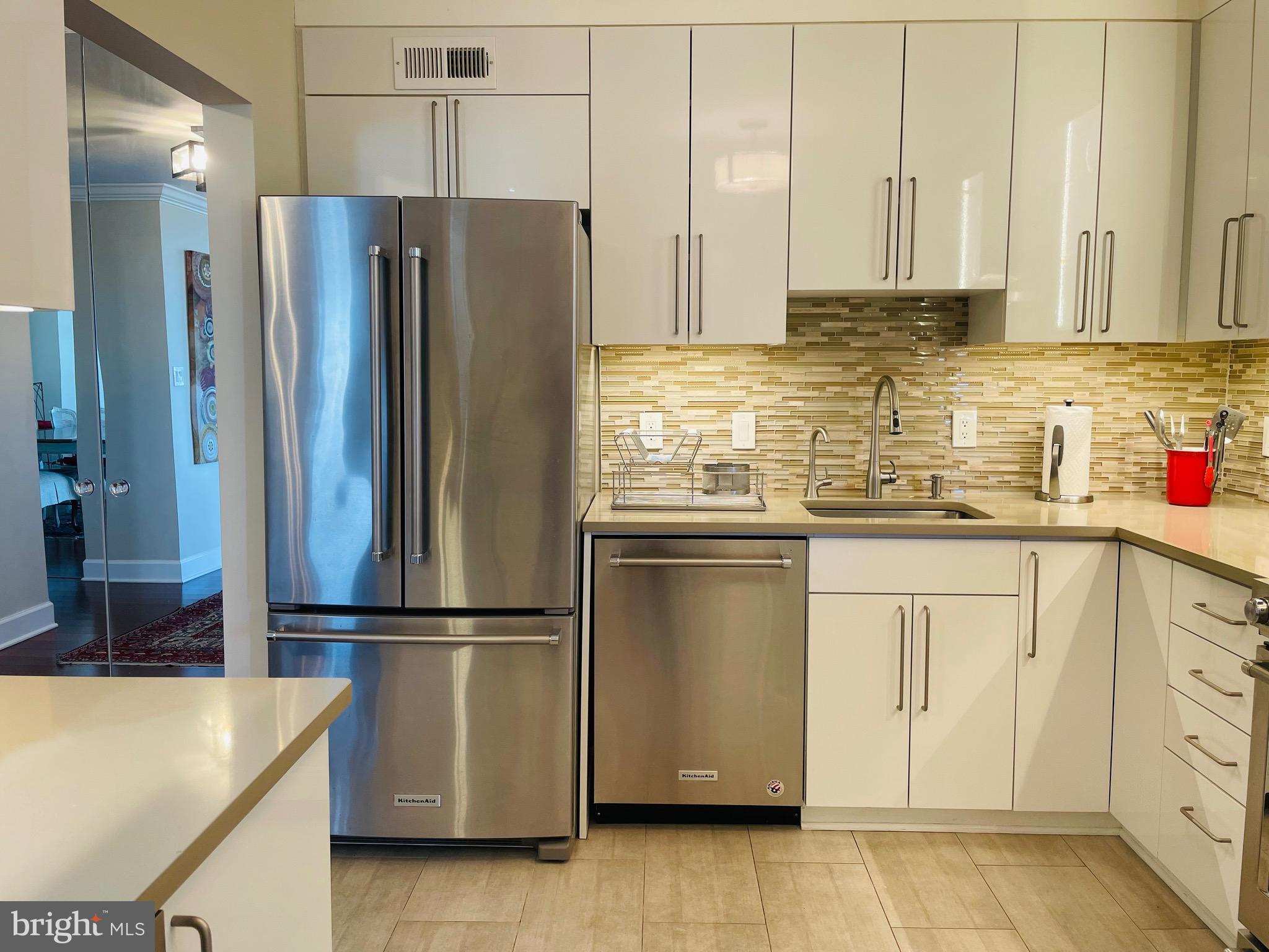 5225 Pooks Hill Rd #1613s