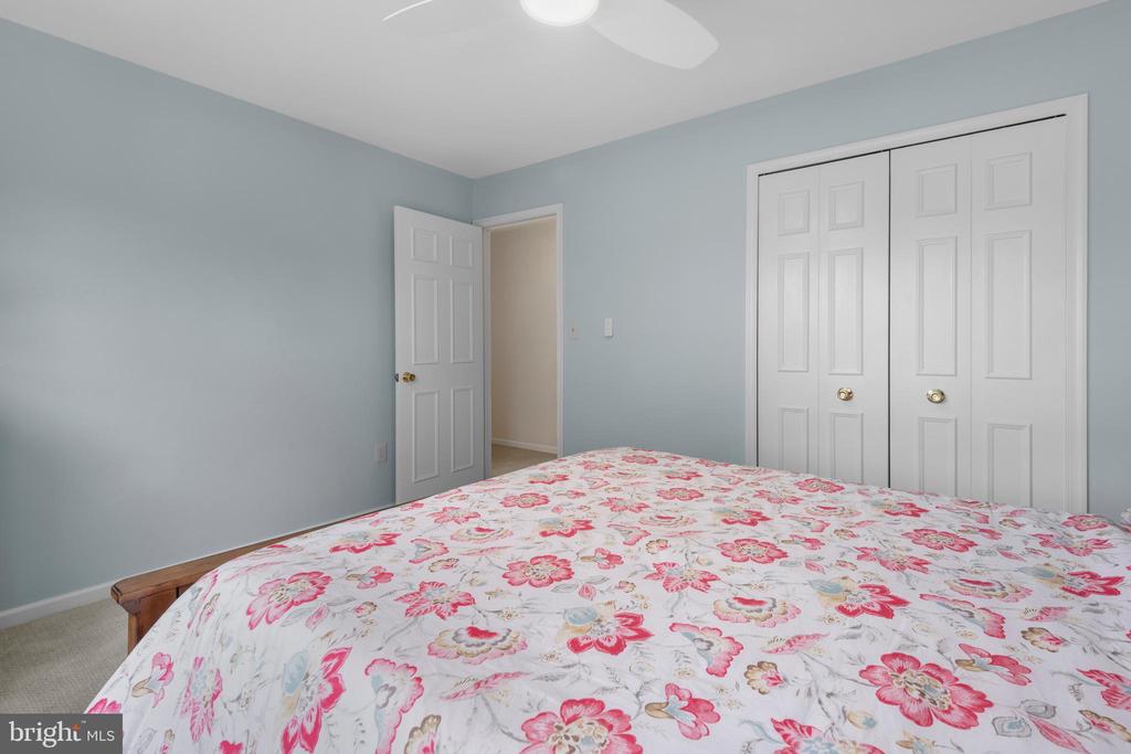 8 Botany Ct